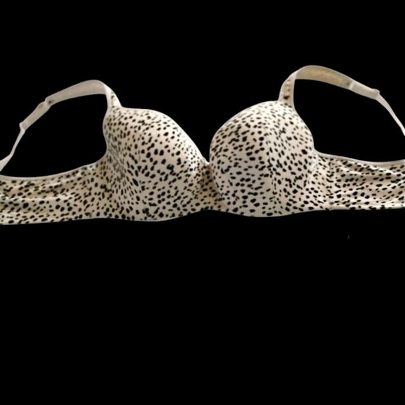 Women's Cacique White Animal Print Cotton Spandex Bra Size 40D 3 Hook Closure - Picture 1 of 10